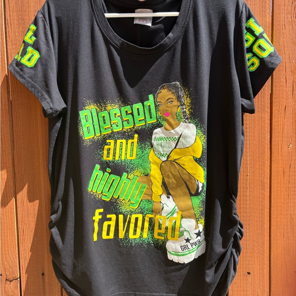 Womens Plus Size Blessed and Highly Favored Graphic Tee (black-2X)